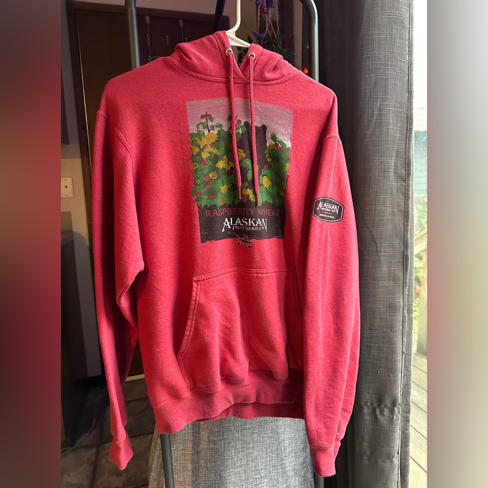 Women’s / Men’s Small Alaskan Brewing Company Red Hoodie Raspberry Wheat Ale
